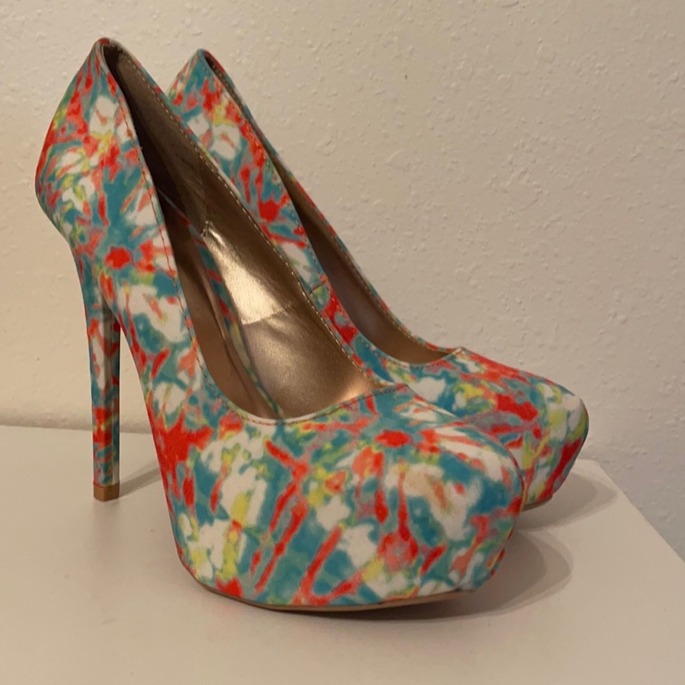 Qupid platform high heels, women’s size 9,